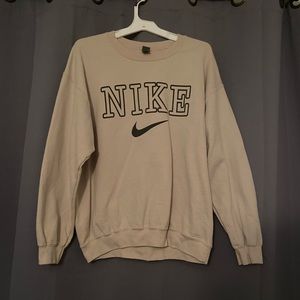 Crew neck Nike sweatshirt